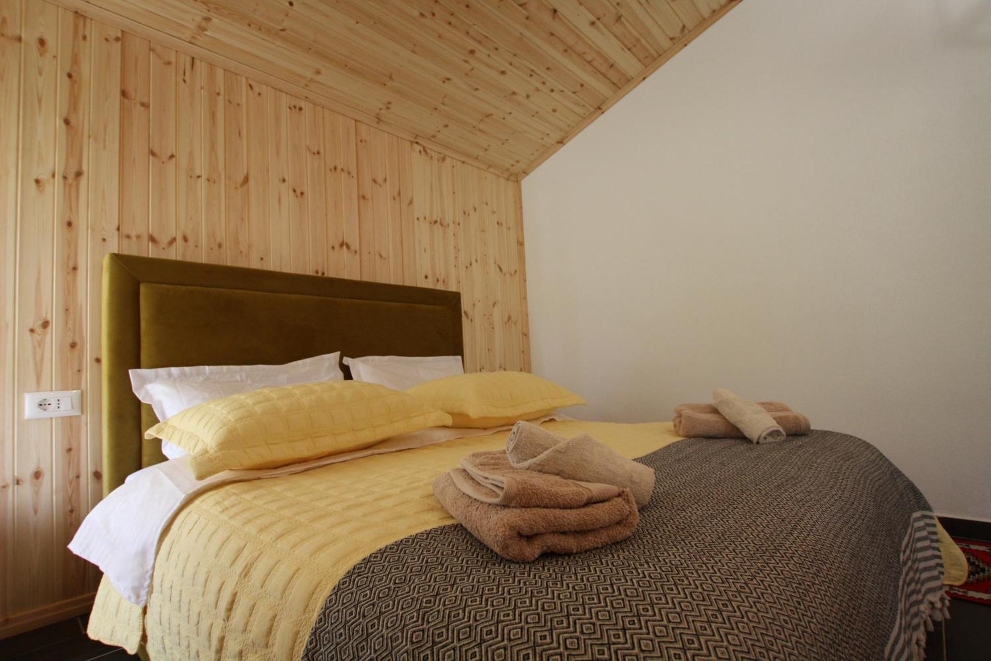 Villa Lugina E Shengjergjit ,Bujtinat Tirana Habitación foto
